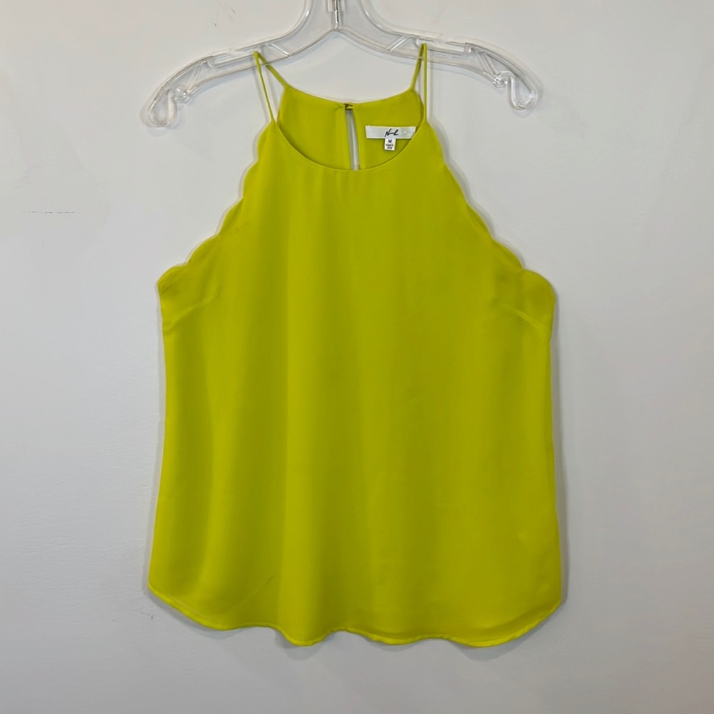 Norah scalloped edge, thin strap tank, fully lined,keyhole back Barbiecore Sz.M